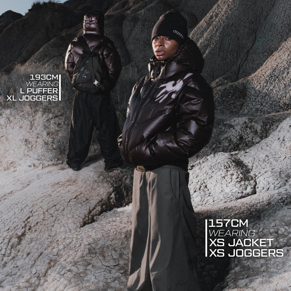 Mertra Heat Reactive Puffer (Coal) From Mertra Friday Drop