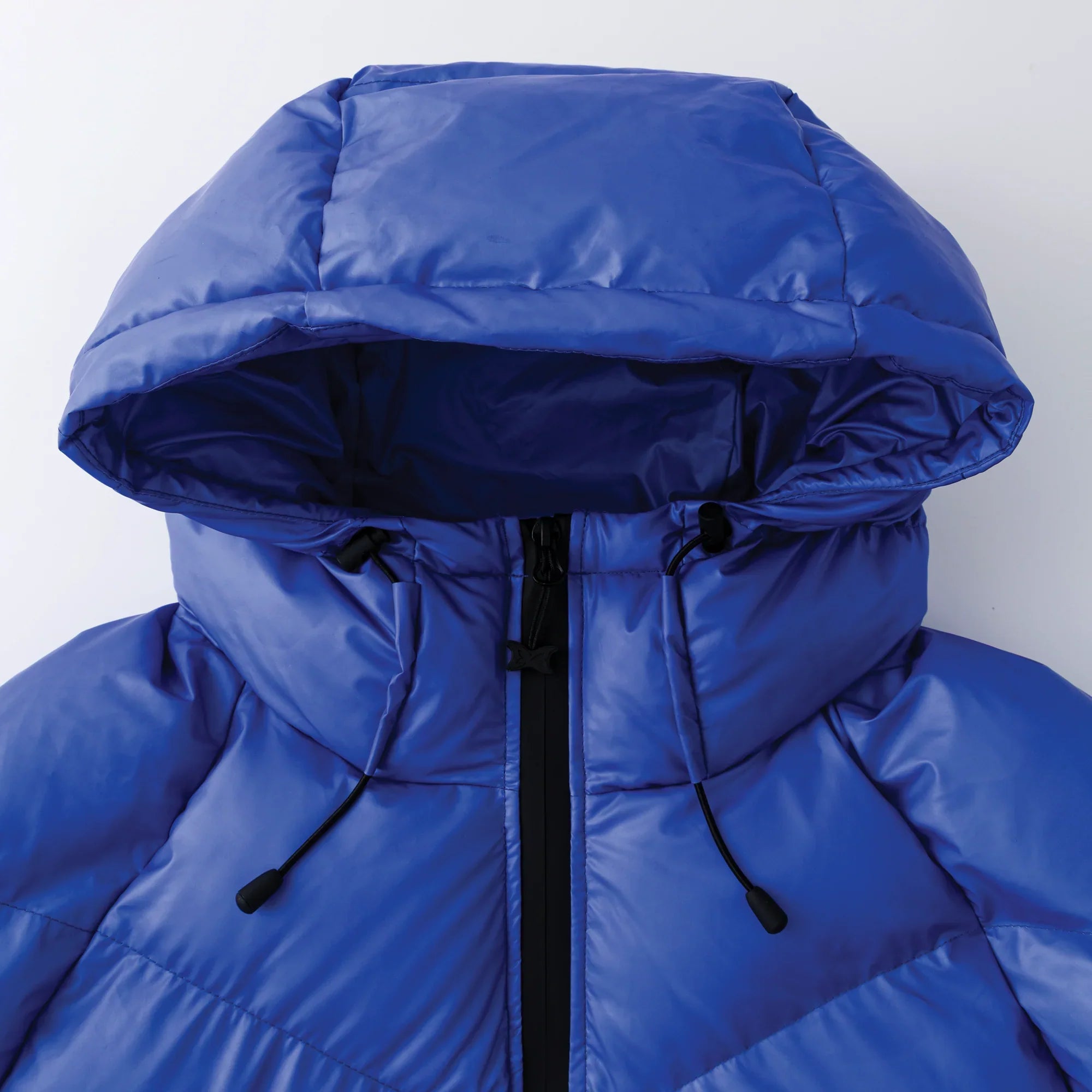 Mertra Heat Reactive Puffer (Blue) From Mertra Friday Drop